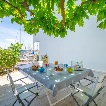Evasion Marine Vue Grande Terrasse & Ponton Prives * Le Grau-du-Roi